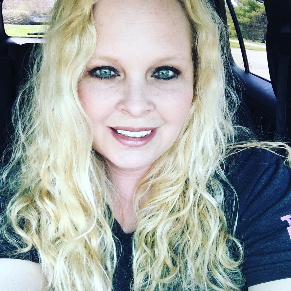 Meet your Posher, Jenah